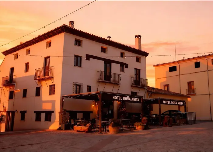 Chalet: Hotel Restaurante Doña Anita